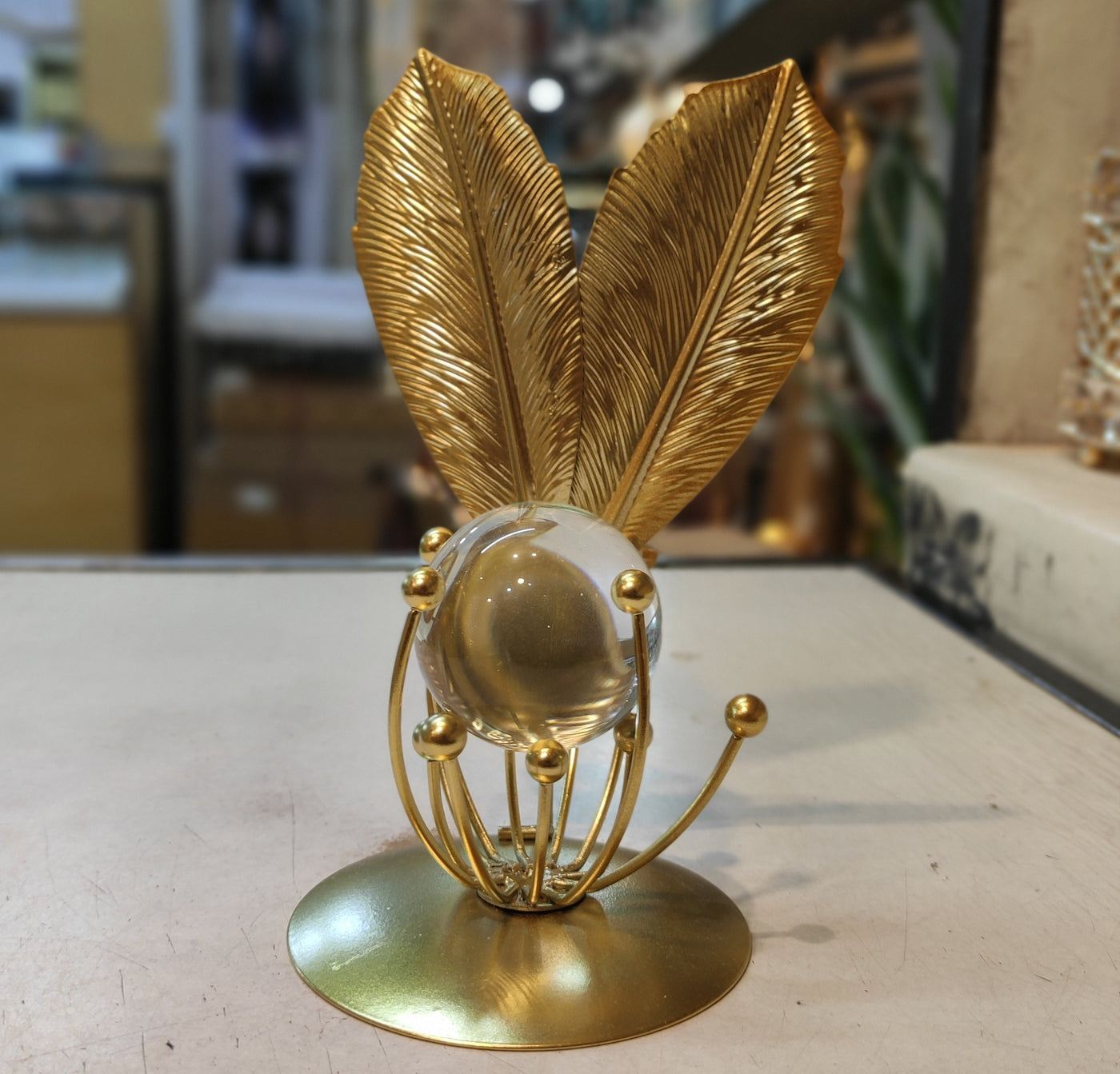 Luxury Golden Leaf Crystal Table Decor Piece