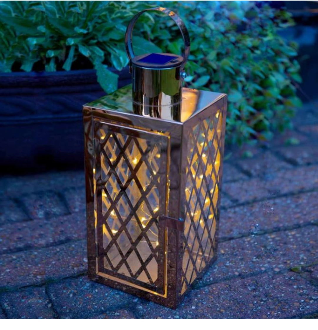 🕯️ Elegant Golden Metal Lantern Set – Premium Home Decor