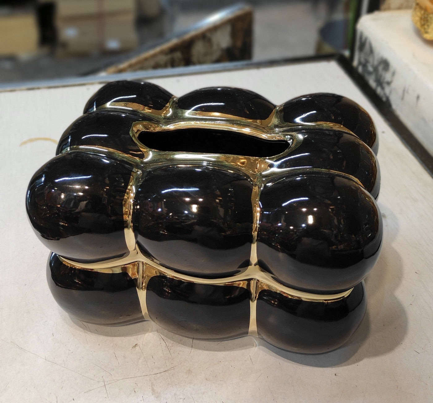 🖤 Luxury Black & Gold ceramic Tissue Box Cover – 7 x 4 inches