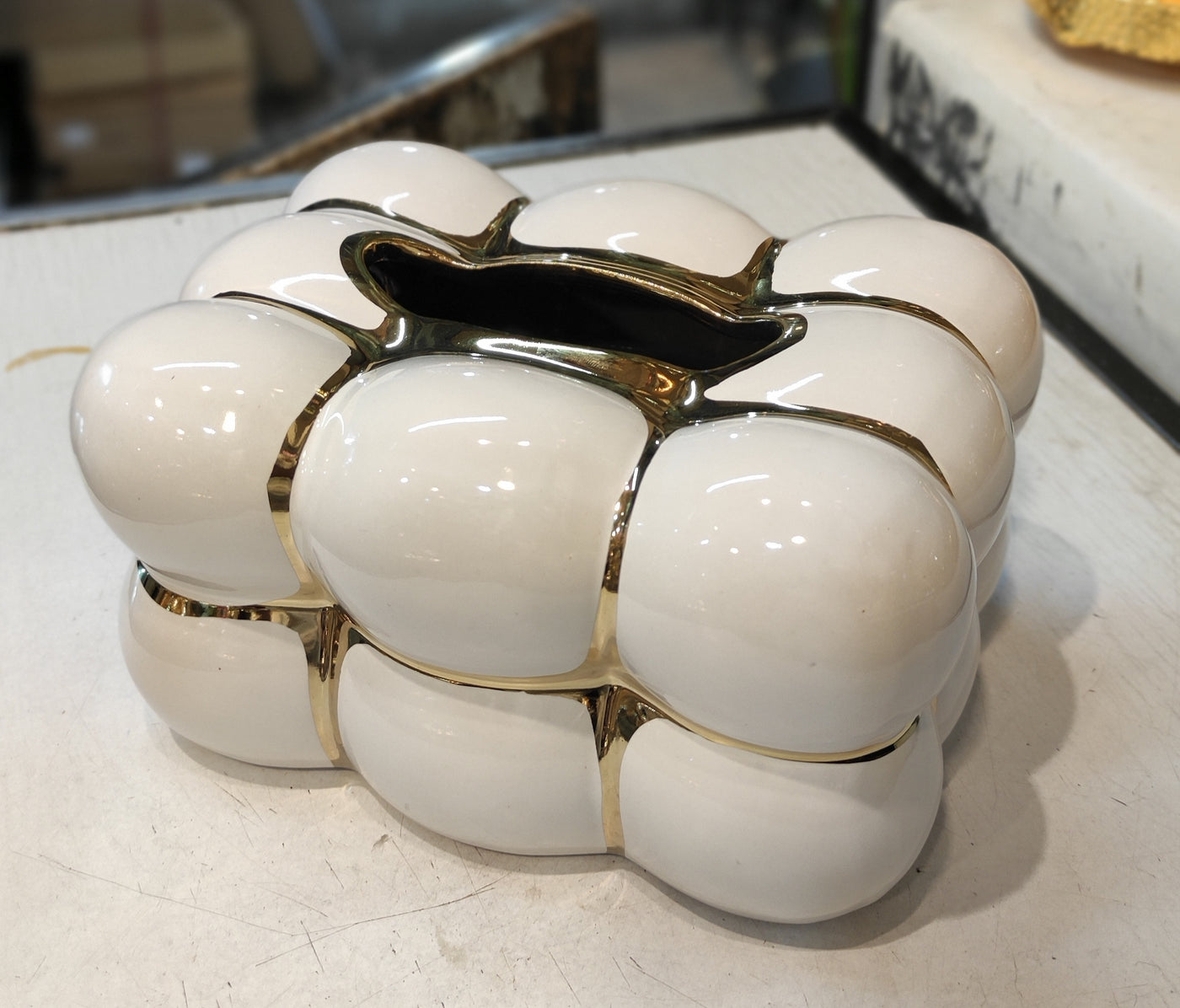 🖤 Luxury Black & Gold ceramic Tissue Box Cover – 7 x 4 inches