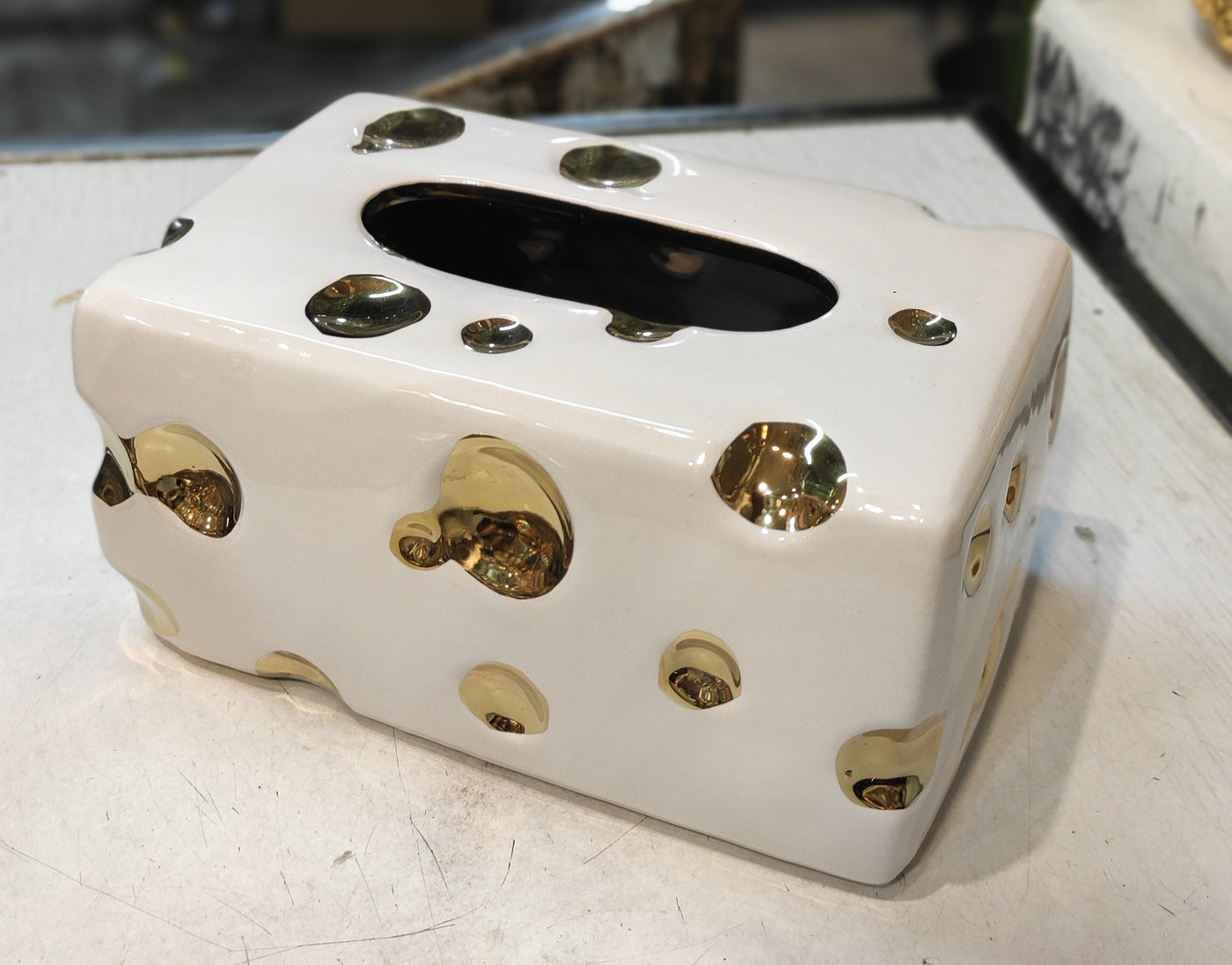 🖤 Luxury Black & Gold ceramic Tissue Box Cover – 7 x 4 inches