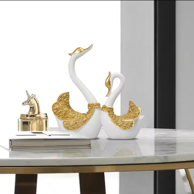 Luxury Black & Gold Swan Couple Showpiece – Elegant Home Decor Ornament