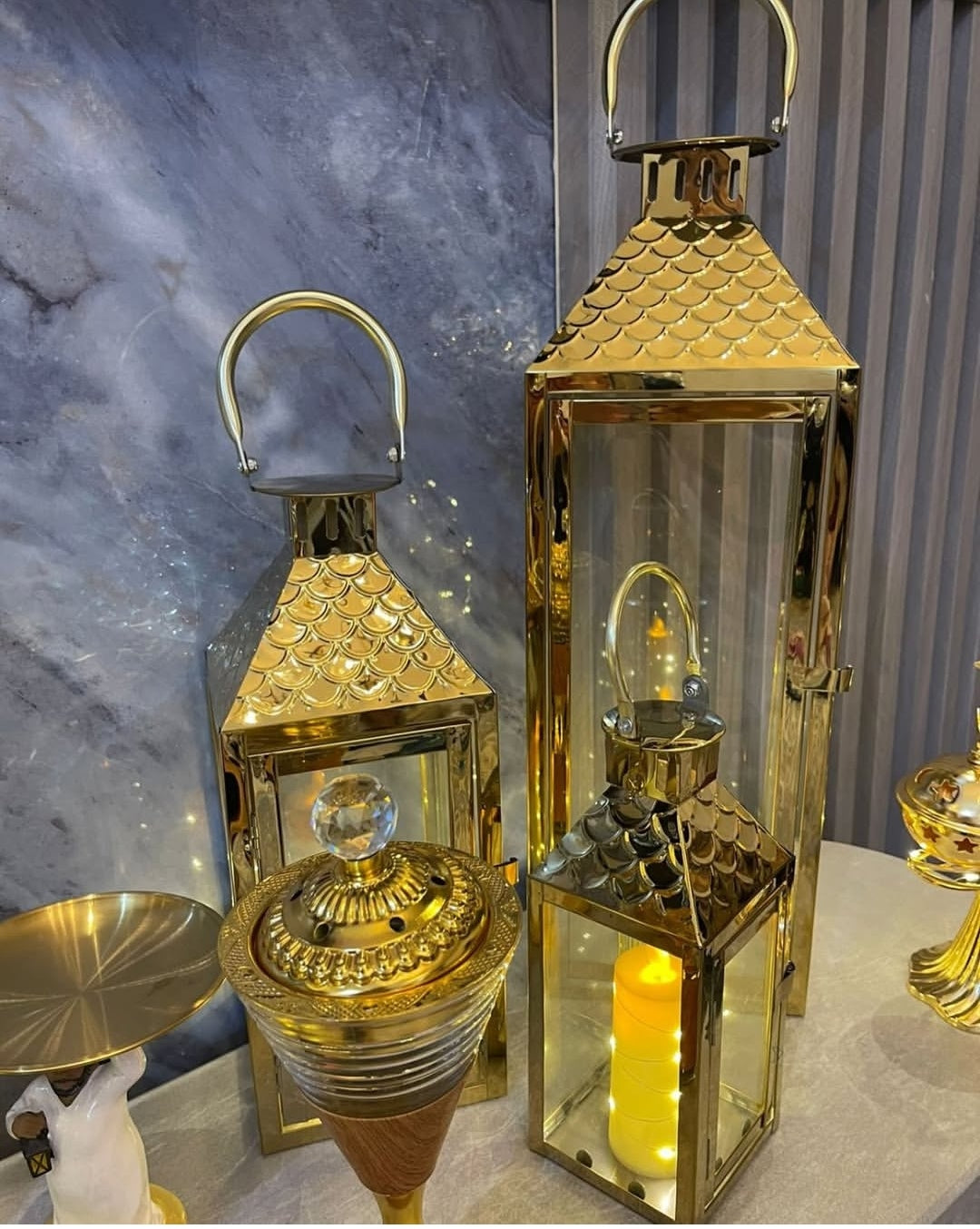 🕯️ Elegant Golden Metal Lantern Set – Premium Home Decor