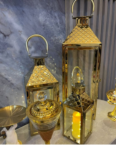 🕯️ Elegant Golden Metal Lantern Set – Premium Home Decor