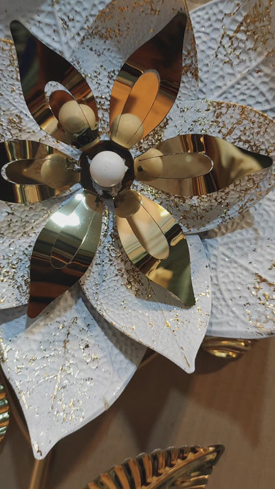 Luxury Metal Flower & Leaf Wall Art – Golden Decorative Wall Hanging