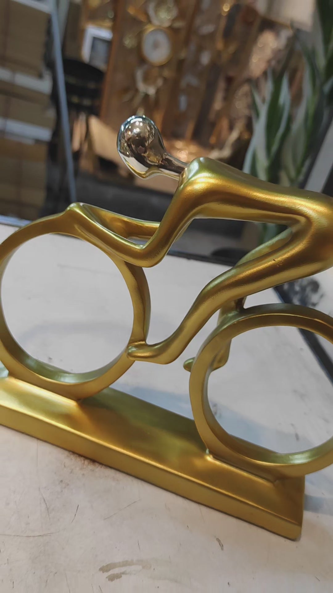 Modern Gold Cyclist Sculpture – Elegant Home & Office Décor