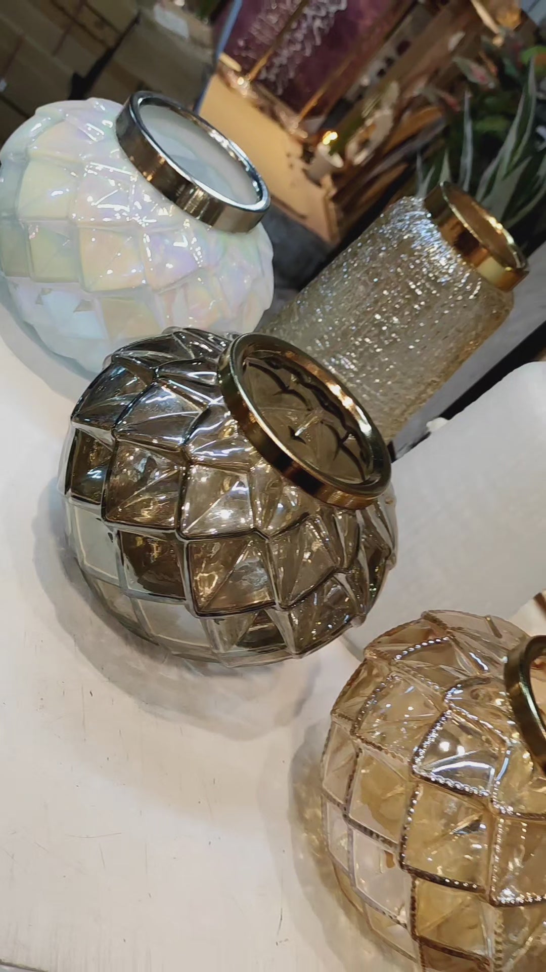 Luxury Textured Glass Vase with Gold Lid – Elegant Home Décor Accent