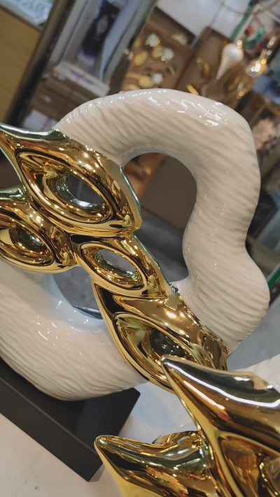 Modern Abstract Ceramic Sculpture – White & Gold Art Décor